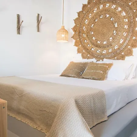 Gorgona Blue Studiο